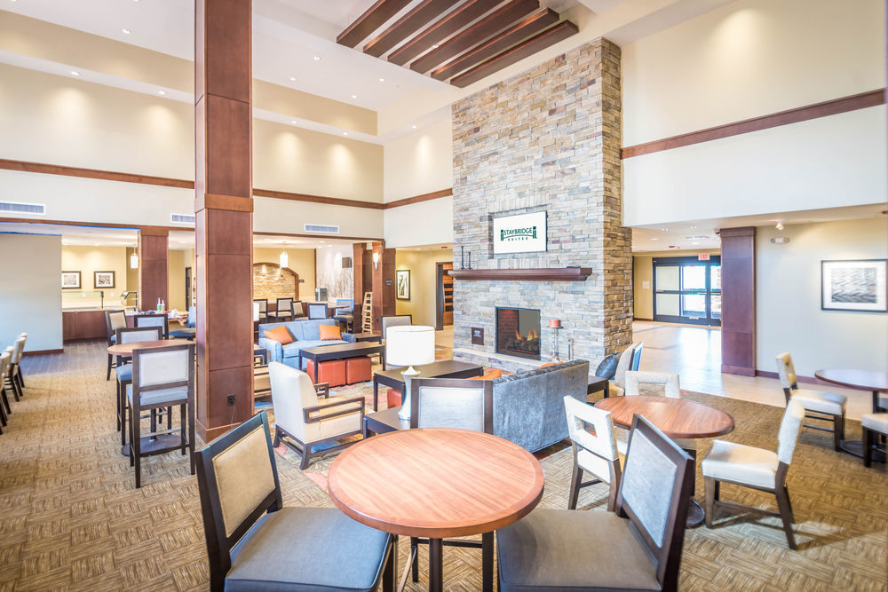 Staybridge Suites Corona South By Ihg Buitenkant foto