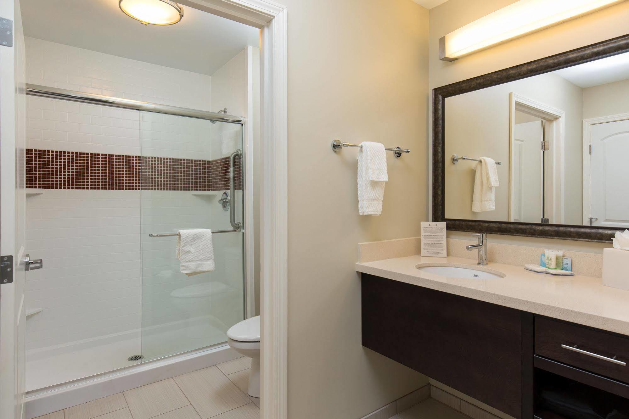 Staybridge Suites Corona South By Ihg Buitenkant foto