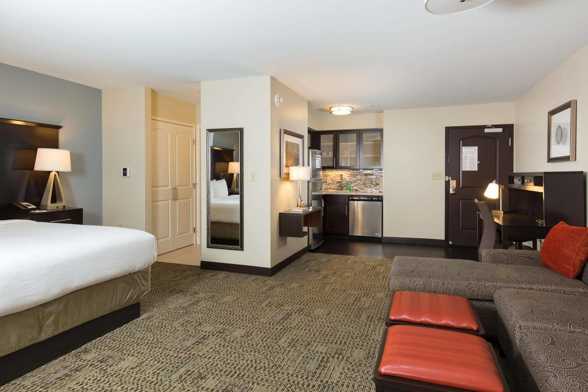 Staybridge Suites Corona South By Ihg Buitenkant foto