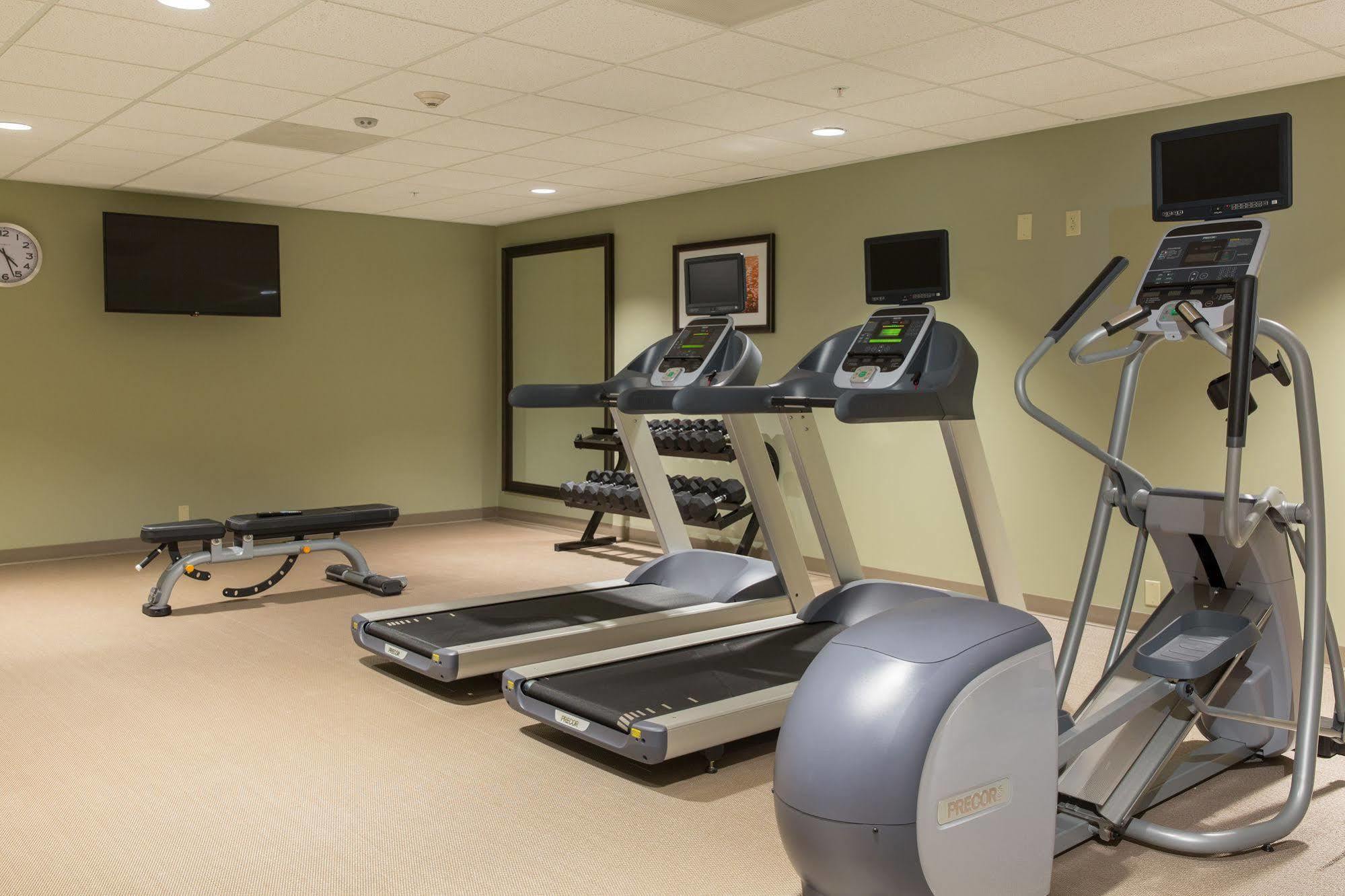 Staybridge Suites Corona South By Ihg Buitenkant foto